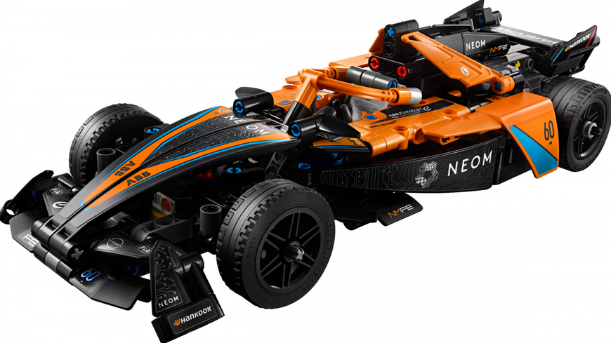Авто-конструктор LEGO Гоночний автомобіль NEOM McLaren (42169) 42169 фото